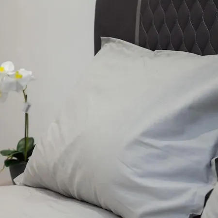 Brand New Urban Getaway Next To Megaro Mousikis Athens