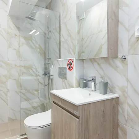 Brand New Urban Getaway Next To Megaro Mousikis * Athens